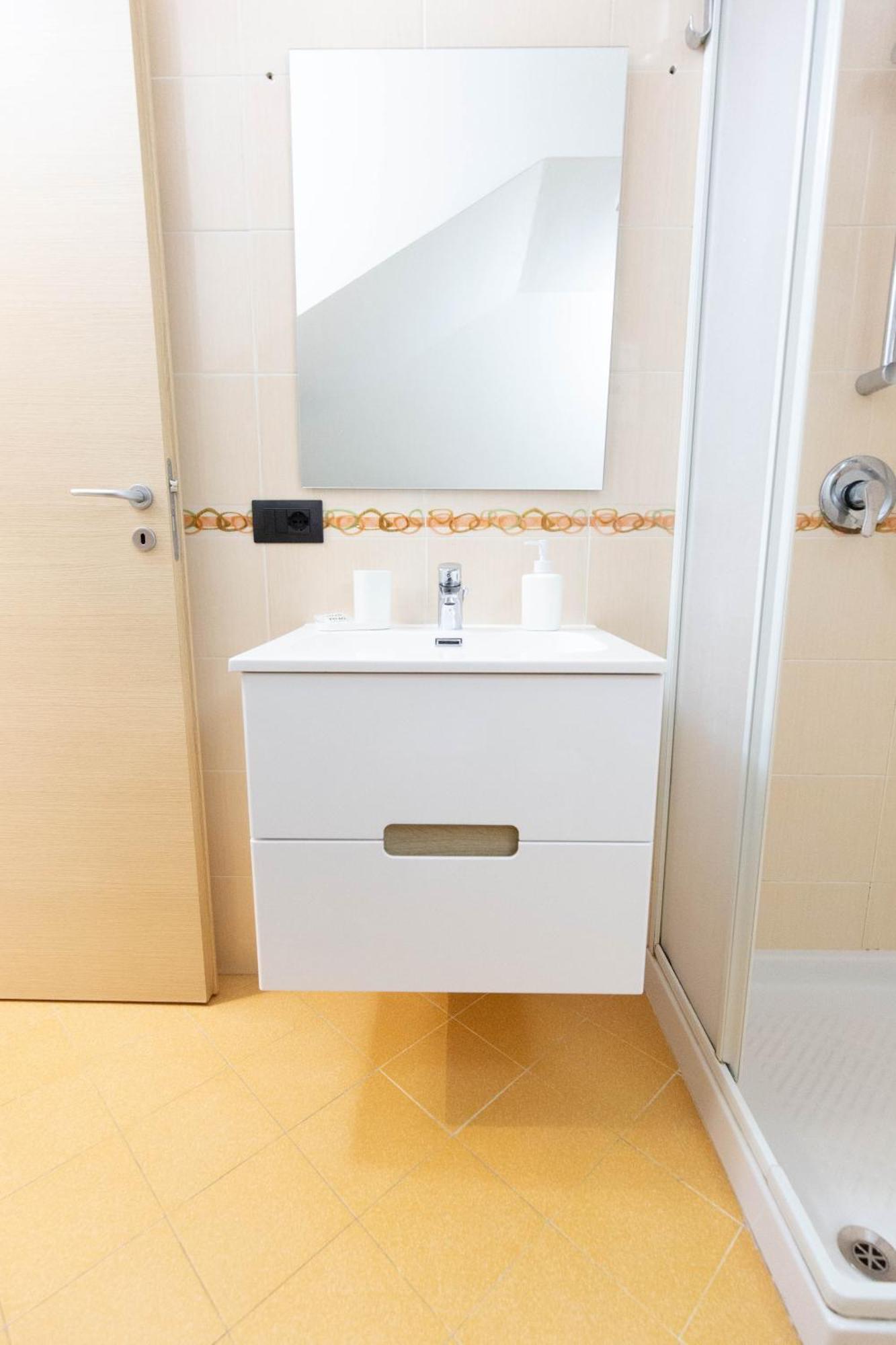 Piave77 Apartment บาเกเรีย ภายนอก รูปภาพ